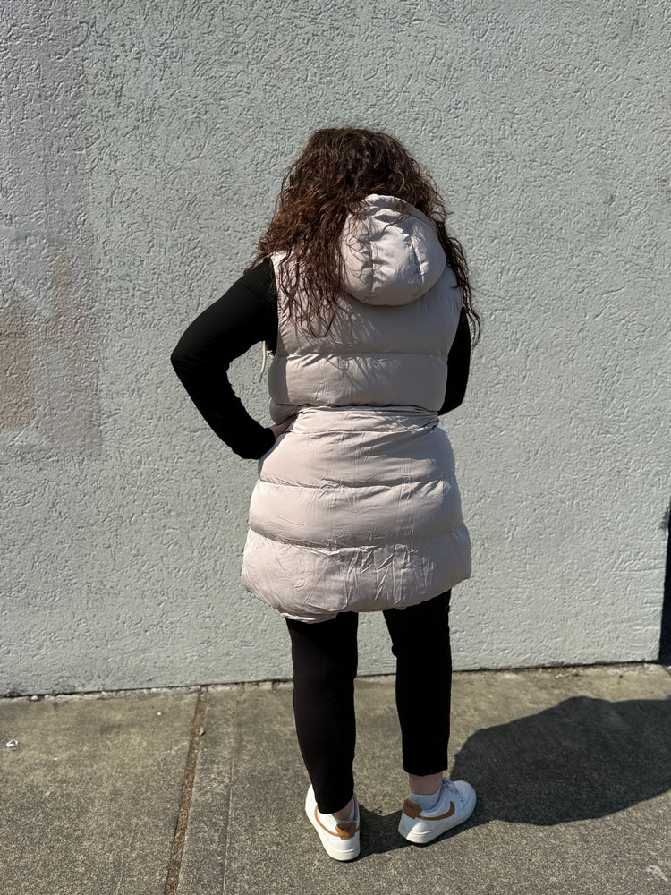 Hooded Longline Puffer Vest