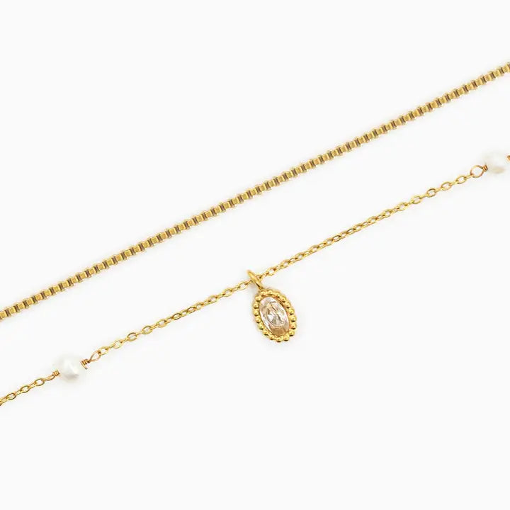 Stainless Steel Oval Pendant w/ Pearl Layered Necklace